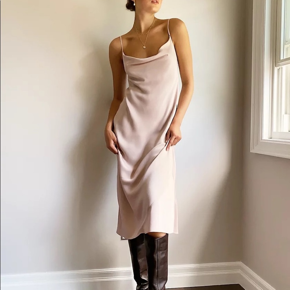 Aritzia Wilfred Canto Dress Beige/Champagne Xxs